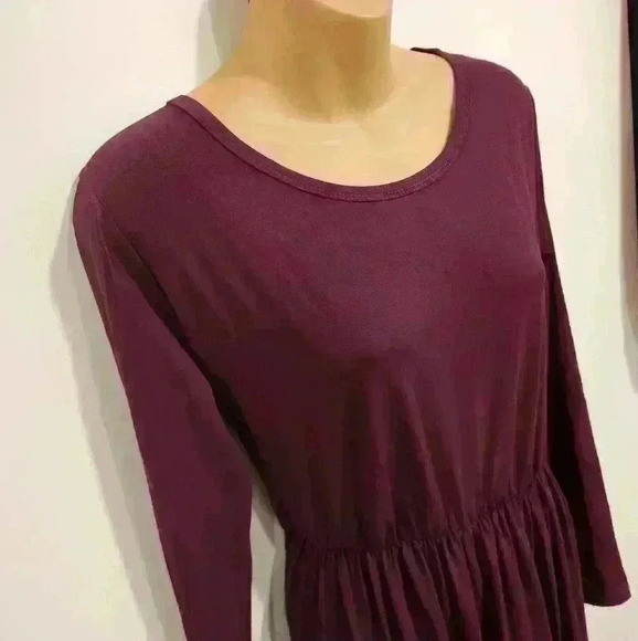 NEW NWT Women's Kabayare Maroon ORIGINAL Milk Silk Maxi Dress - Picture 3 of 10